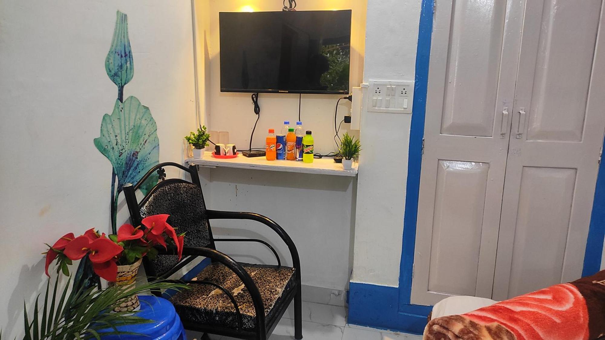 Hotel Adh Amilia Gardens Narasimharaja Puram Esterno foto