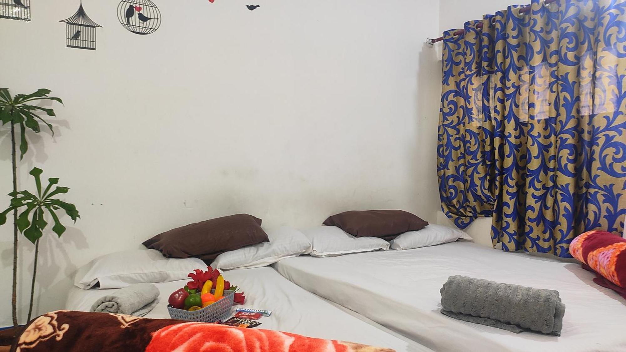 Hotel Adh Amilia Gardens Narasimharaja Puram Esterno foto