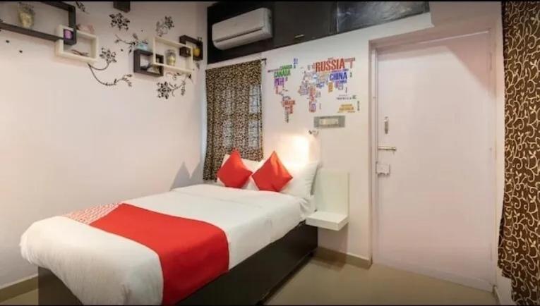 Hotel Adh Amilia Gardens Narasimharaja Puram Esterno foto